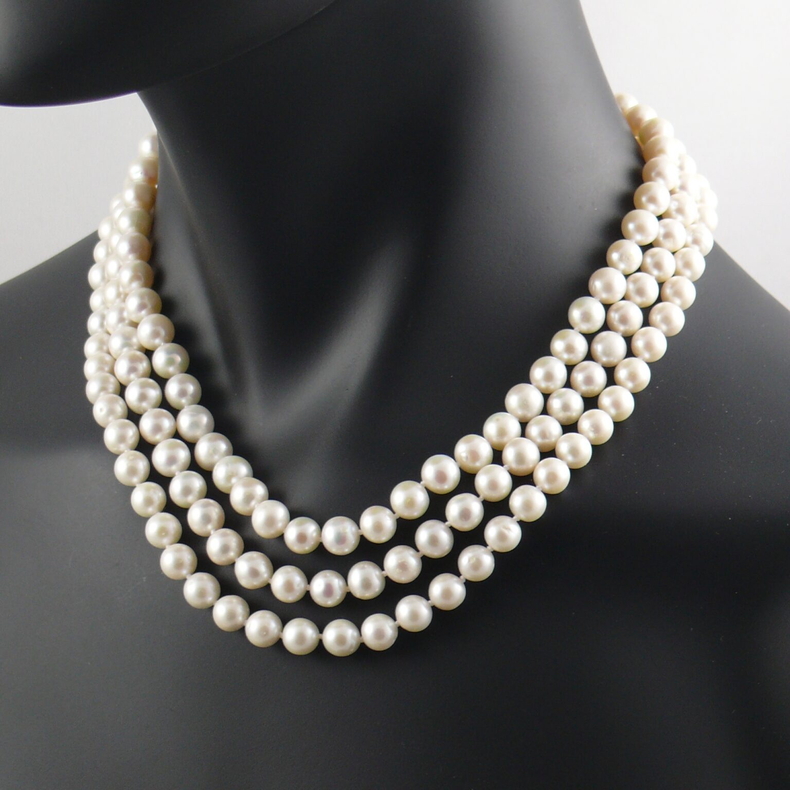 3 Strand White Pearl Necklace The Real Pearl Co 